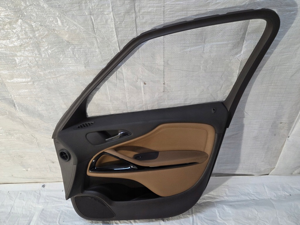 фото №1, Обшивка обивка дверь правый перед коричневый opel zafira c 13464524