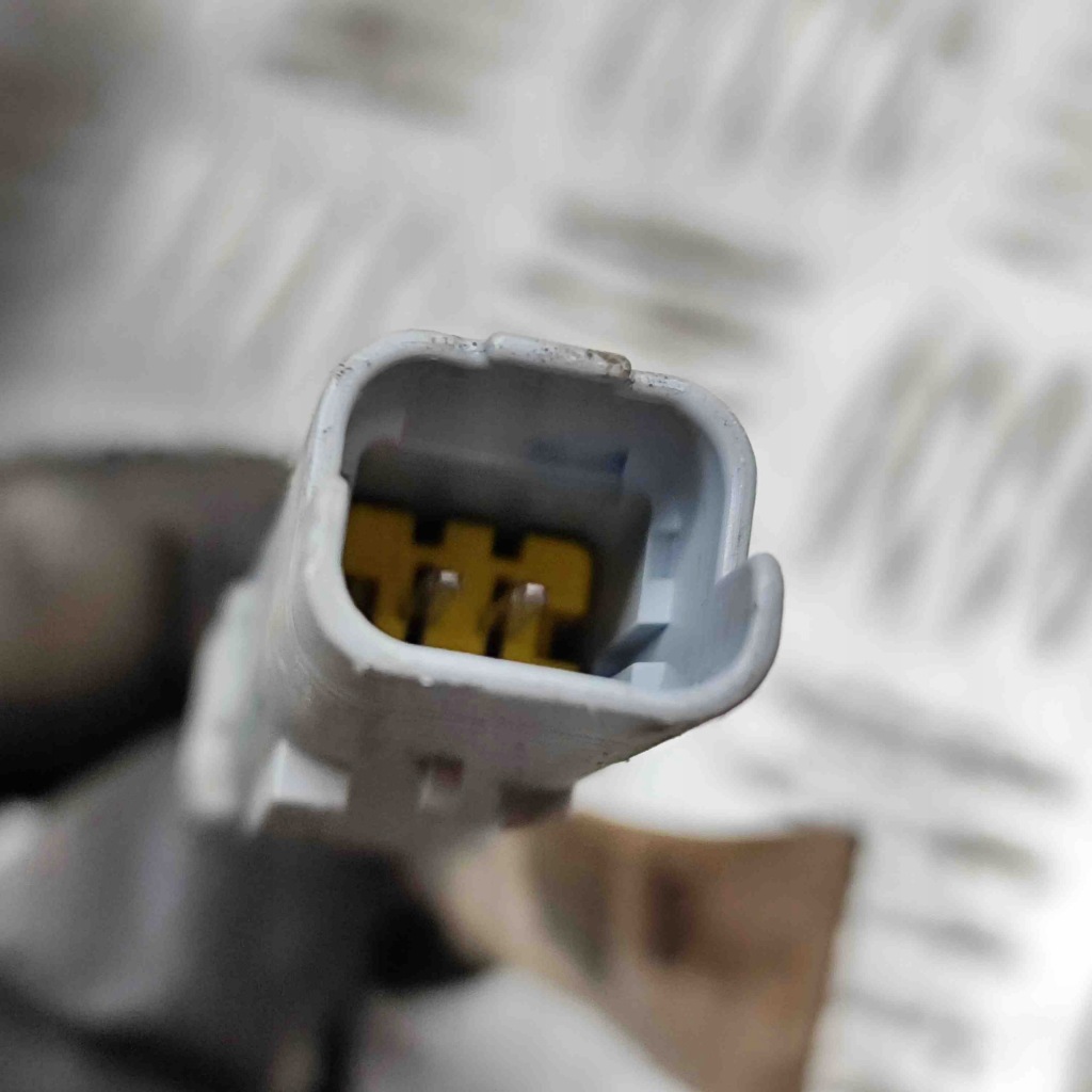 Поворотний кулак передня ліва opel combo box body/mpv k9 1632265380 29001000 Зі Шроту