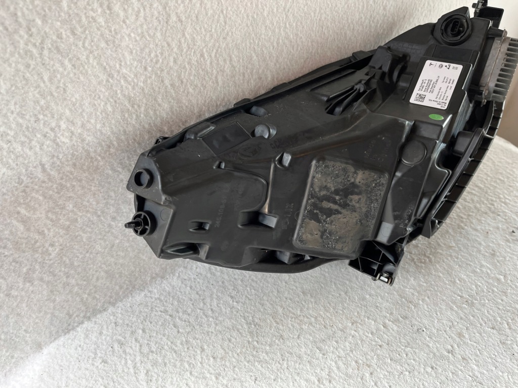 Фара левая перед европа  tesla 3 y рестайлинг  full led 1514952-00-d Киев