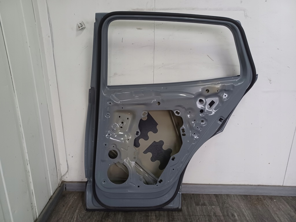 фото №12, Двері ---- volkswagen id4 id-4 ---- задні праве ----