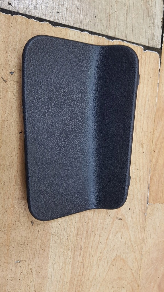 фото №1, Заглушка кришка багажника 2szt пара vw golf v plus hb