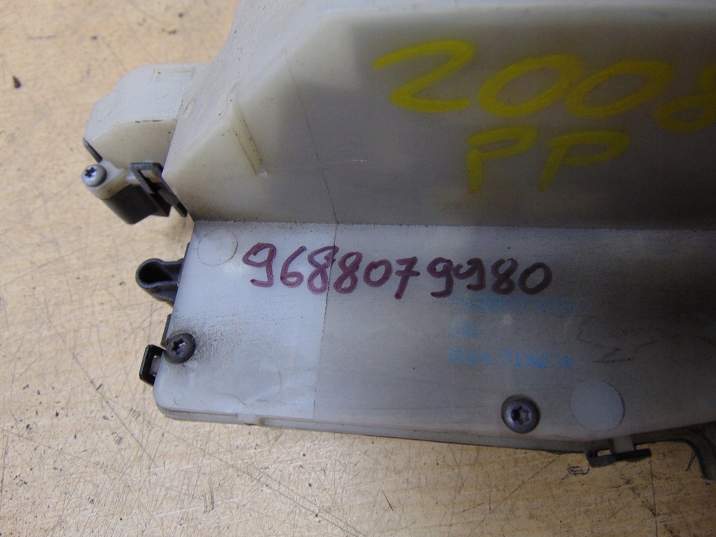 фото №9, Замок cent. дверь правый перед peugeot 2008 5pin