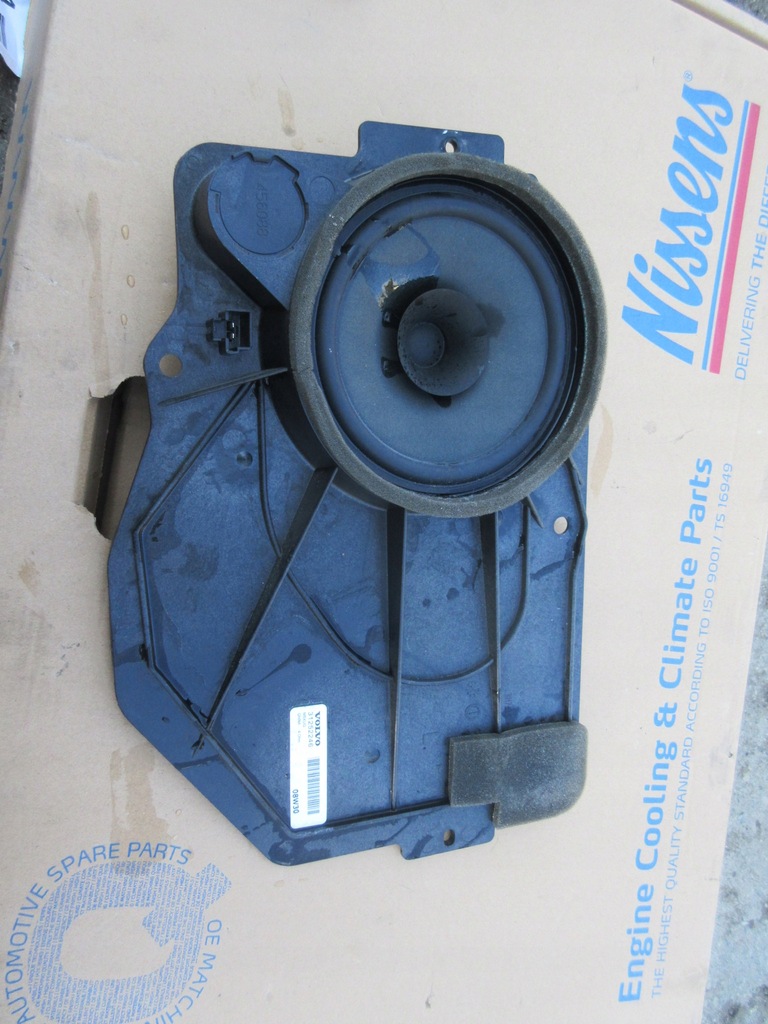 фото №1, Volvo c30 динамик левый задняя задний 31252246