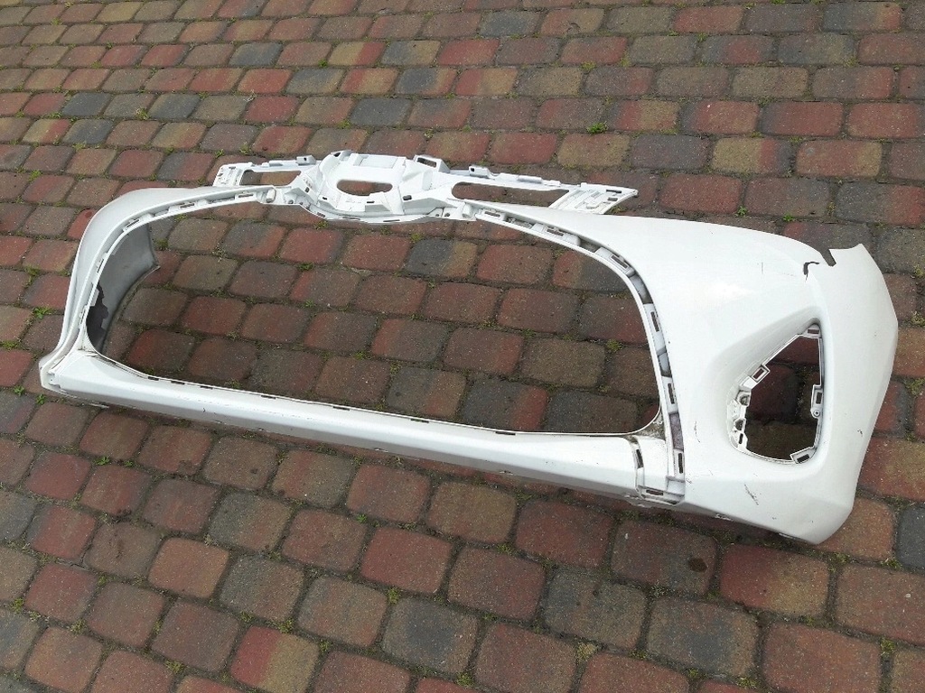 фото №10, Yaris iii 1 lift i hybrid бампер перед 52119-0d660 14-17