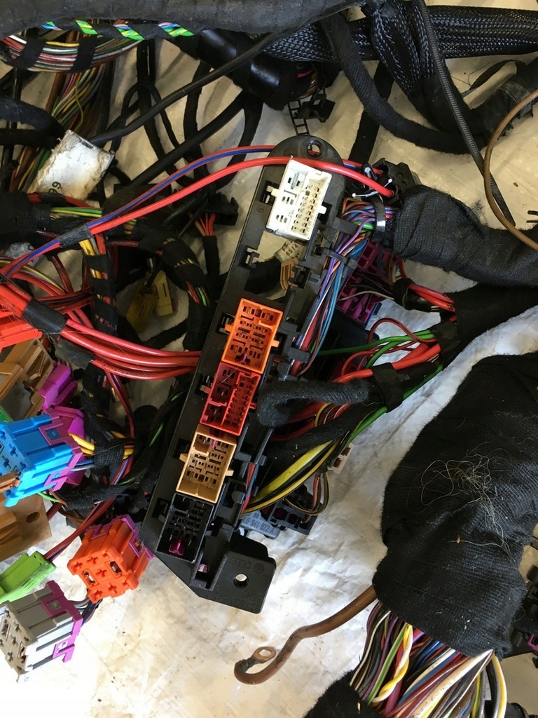 фото №10, Электропроводка целого автомобиля audi s4 b5 1999-2002 2.7 biturbo 265km idealna