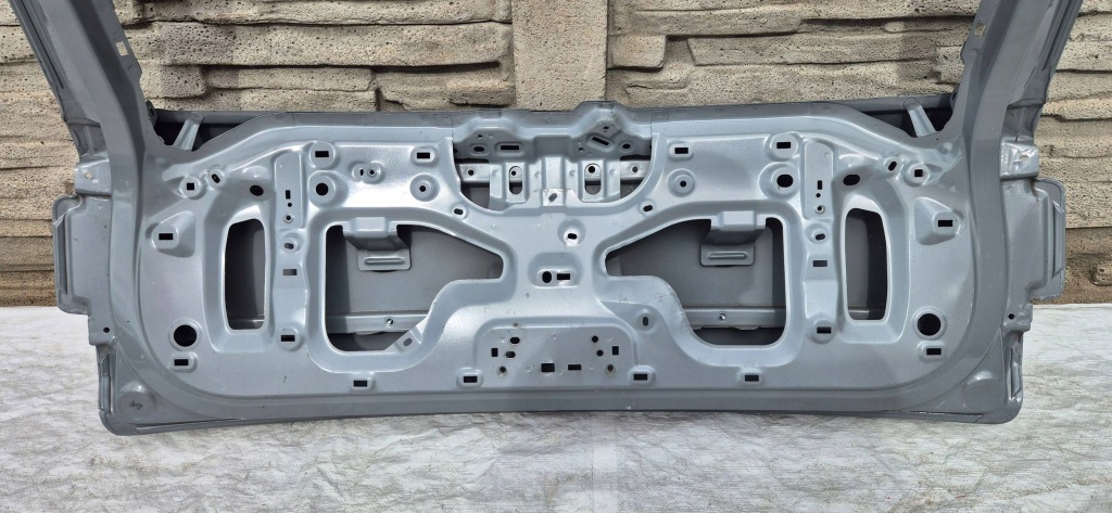 фото №14, Volvo ex30 24- крышка багажника задняя org