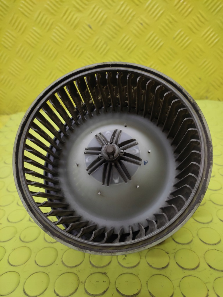 фото №2, Mitsubishi space star повітродувка повітря