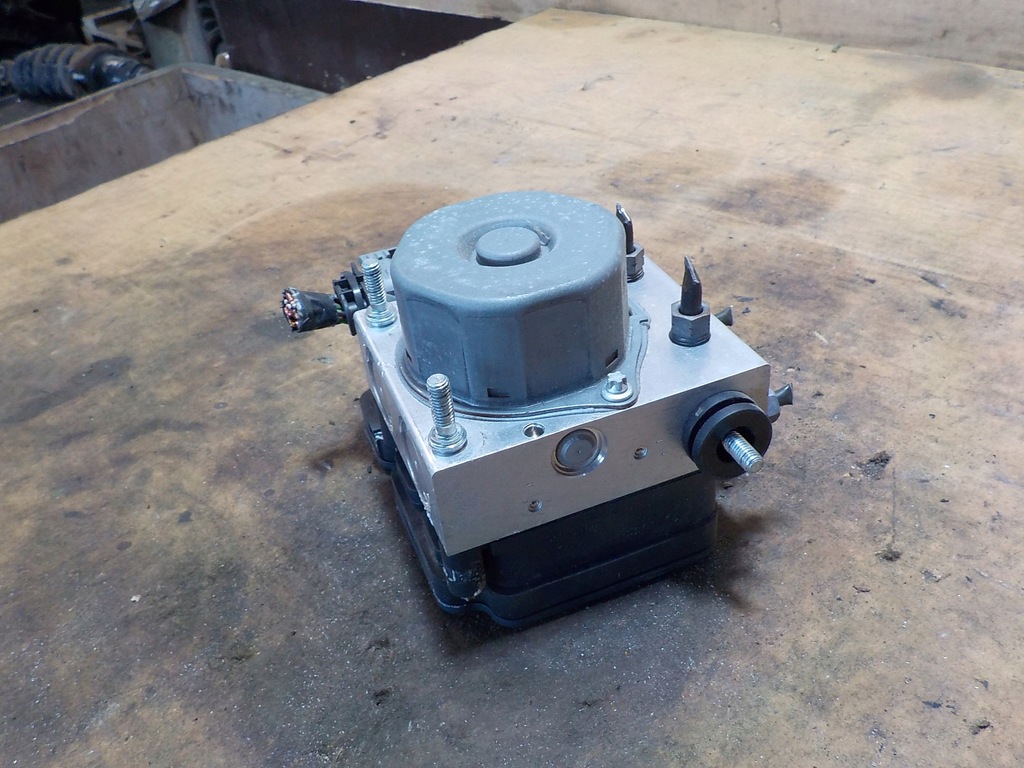 фото №7, Насос abs clio iv 16r. 2265106516