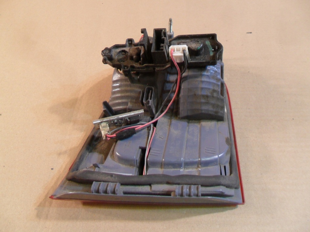 фото №9, Bmw x3 f25 led лампа правий задня 7217314-12