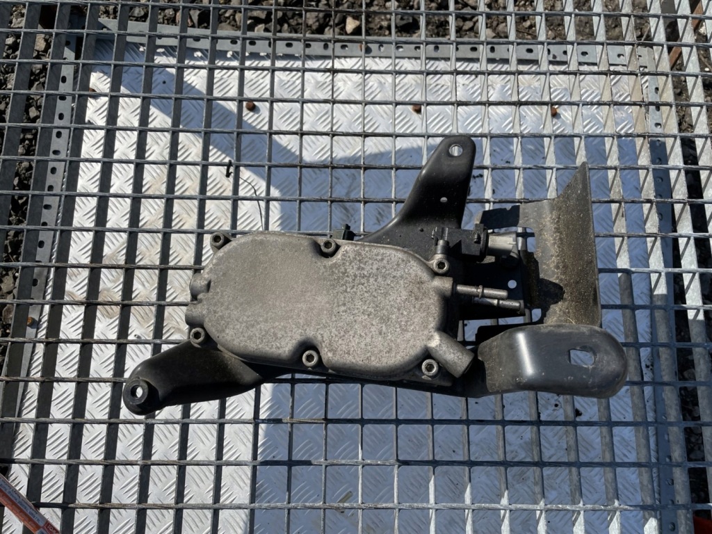 фото №1, Фильтр топлива корпус jeep cherokee wk2 3.0 crd