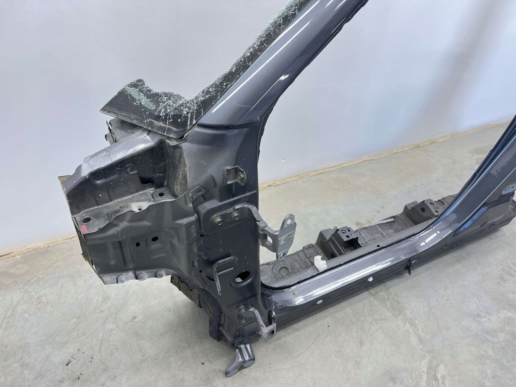 фото №6, Lexus lbx 2024- поріг лівий блок двигуна
