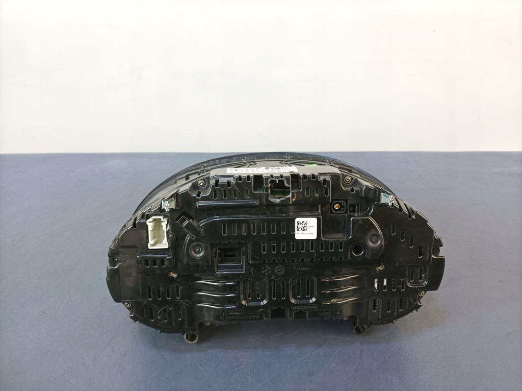 фото №4, Mercedes c43 amg w205 3.0 лічильник прилади