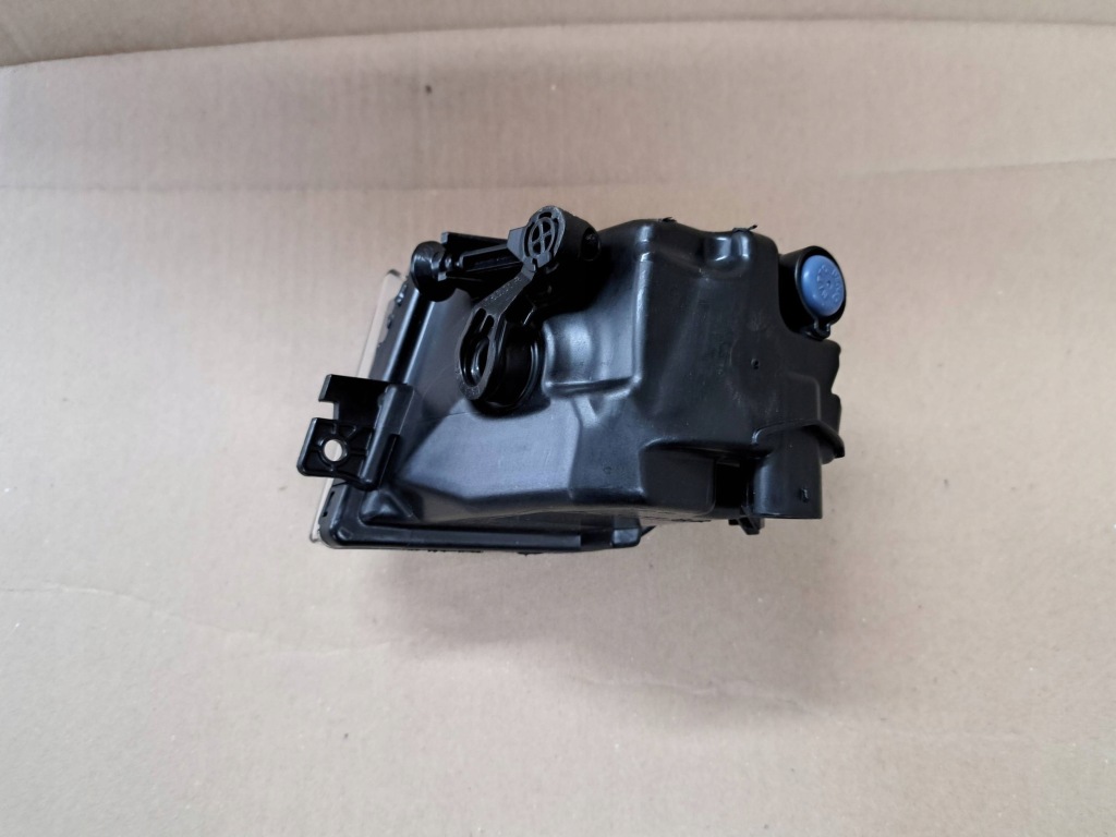 Bmw serii 7 f01 f02 противотуманная фара led правый Оригинал