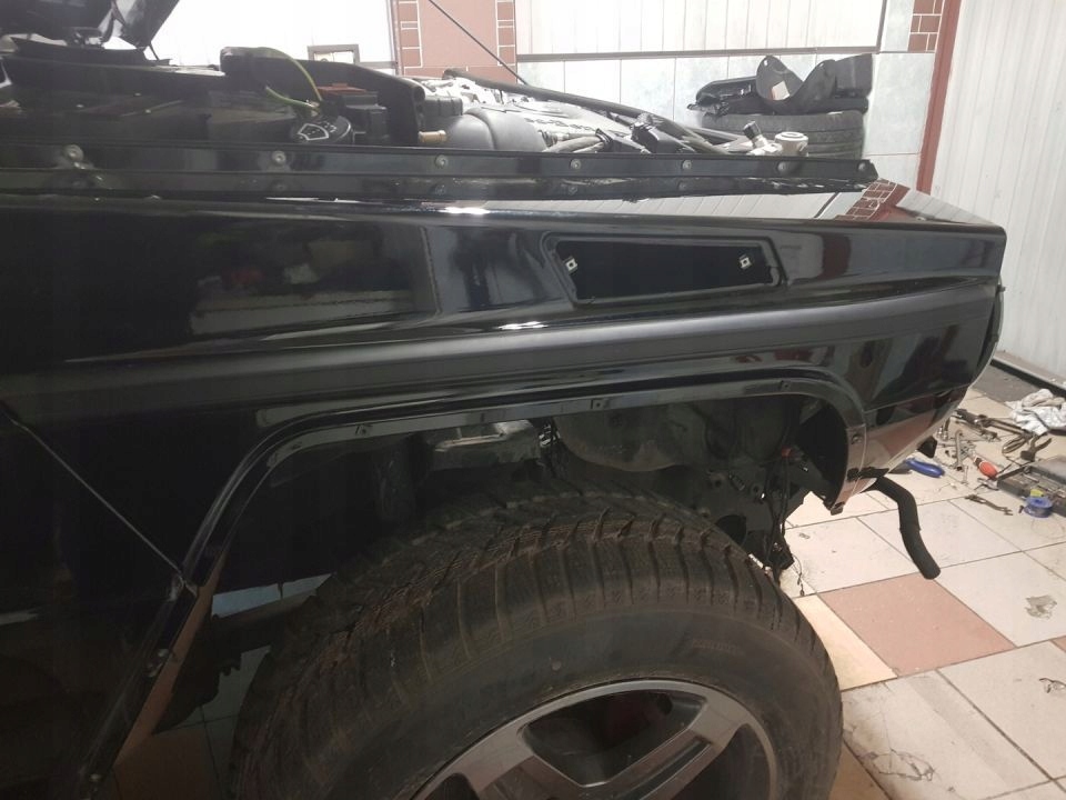 фото №8, Молдинг трикутник w463 amg ліва