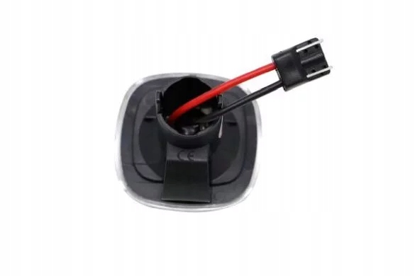 фото №4, Поворотники led do audi a3 8l a4 b5 a8 d2 fabia ii octavia i rapid roomster