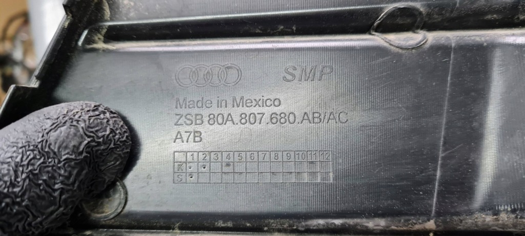 Q5 80a решётка бампера правая правый  перед 80a807680ab Доставка