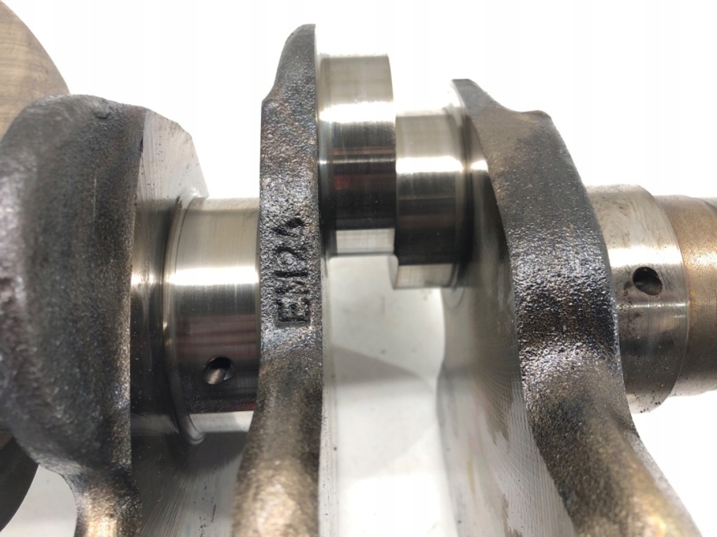 Wał коленчатый audi a6 c6 3.0 225km 059ab 04-11 Недорого