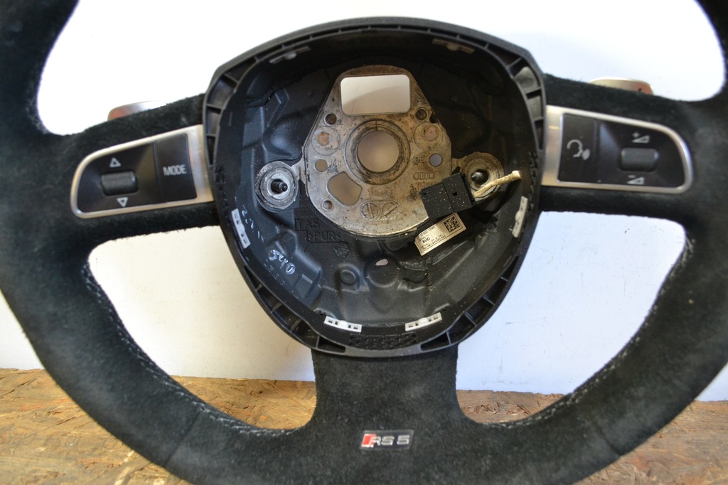 фото №6, Воздуховод audi rs5 alcantara лепестки переключения