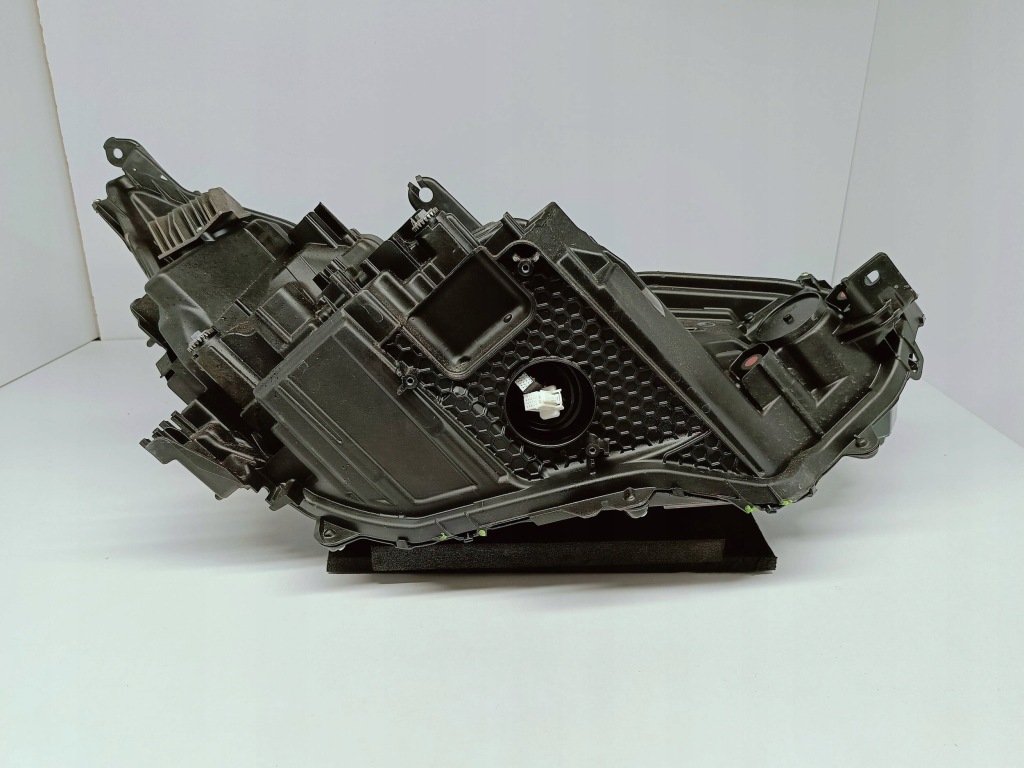 Toyota bz4x 22- фара ліва перед передня full led європа  koito 42-118 Київ