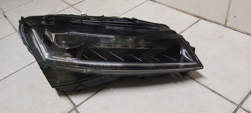 Купить Skoda superb 3 рестайлинг  фара правая  перед передняя full led 3v1941016d