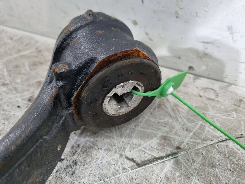 фото №7, Поворотний кулак важелі підвіска ліва задні 7e0501413a volkswagen vw t5 t6 7e