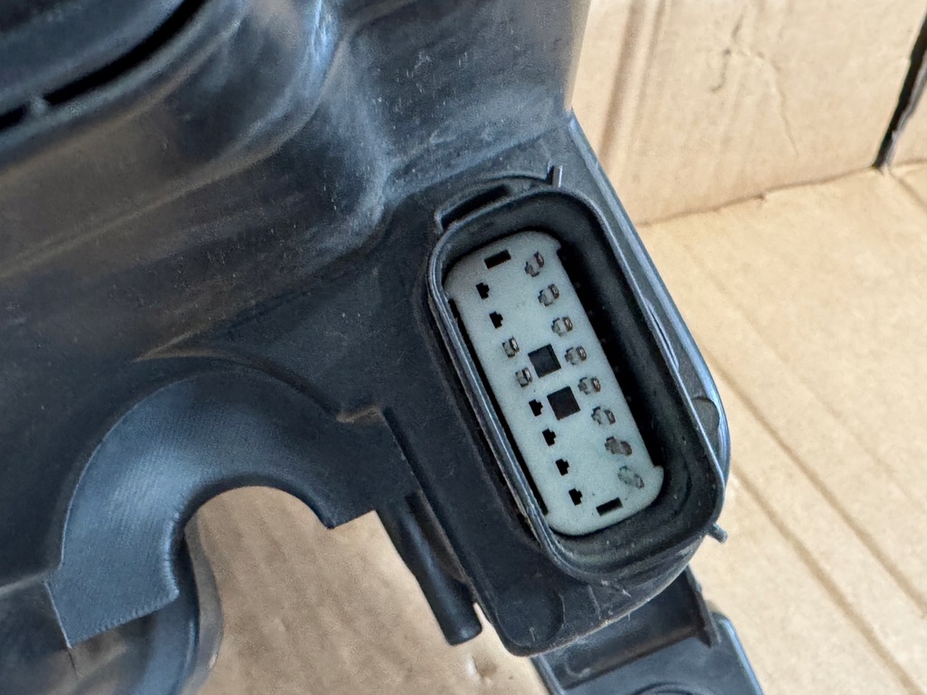 фото №10, Jeep grand cherokee wk2 лампа bi ксенон левый lhd хороший org