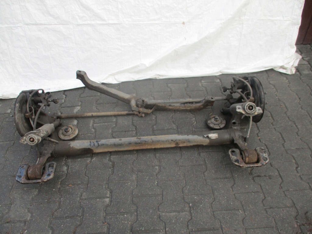 фото №1, Opel astra iv j oś балка підвіска задня 5x115