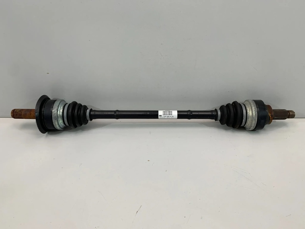 Купити Bmw f30 f32 f20 привідний вал праві задній 7597682