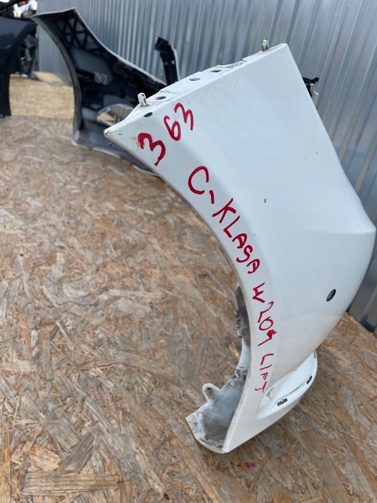 фото №9, Бампер перед передній mercedes w204 lift