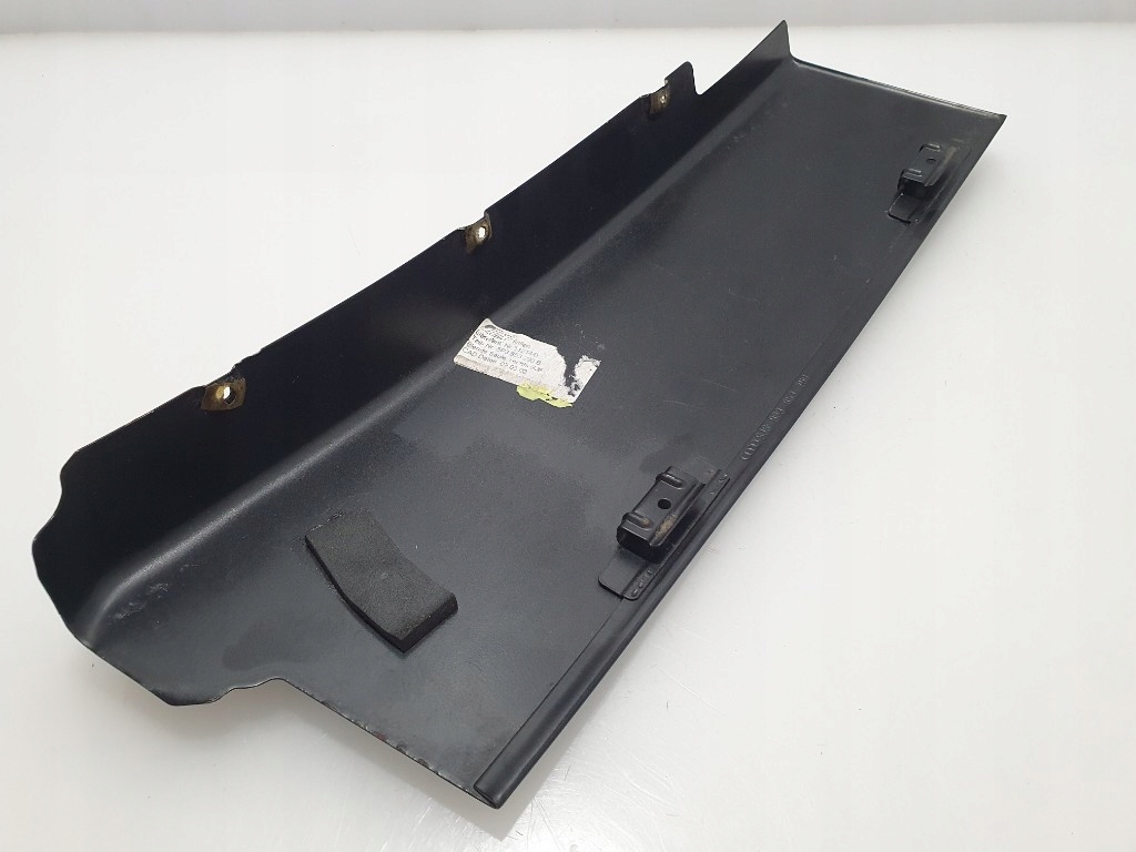 фото №8, A3 8p 3-y двері захист обшивка стійка праве 8p3853290 чорний mat