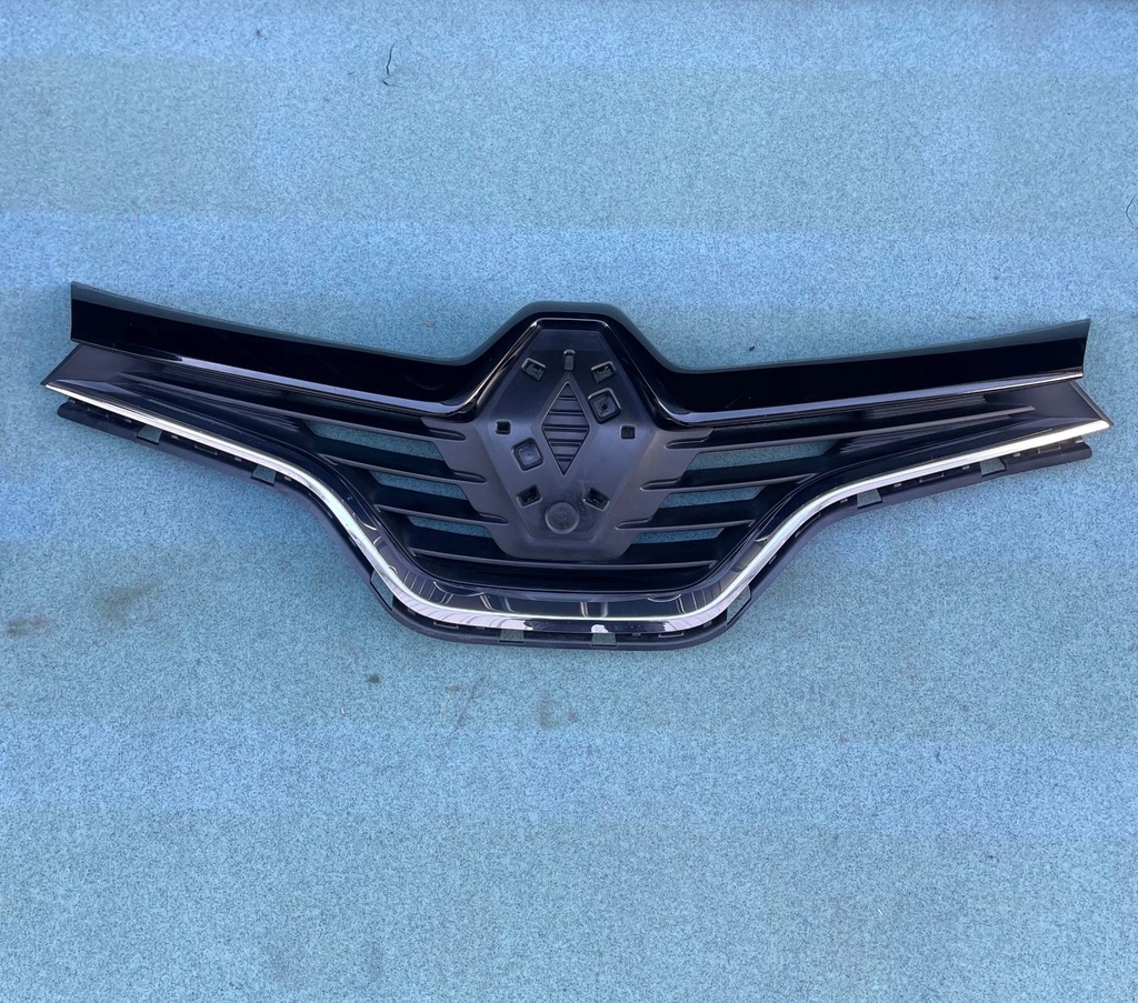 фото №1, Решётка радиатора решётка радиатора renault captur i przed liftem 623102335r