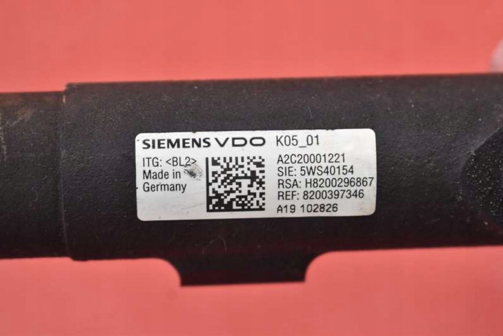 фото №7, Молдинг упорскування 8200397346 nissan tiida 1 i 1.5 dci 106 km 04-08