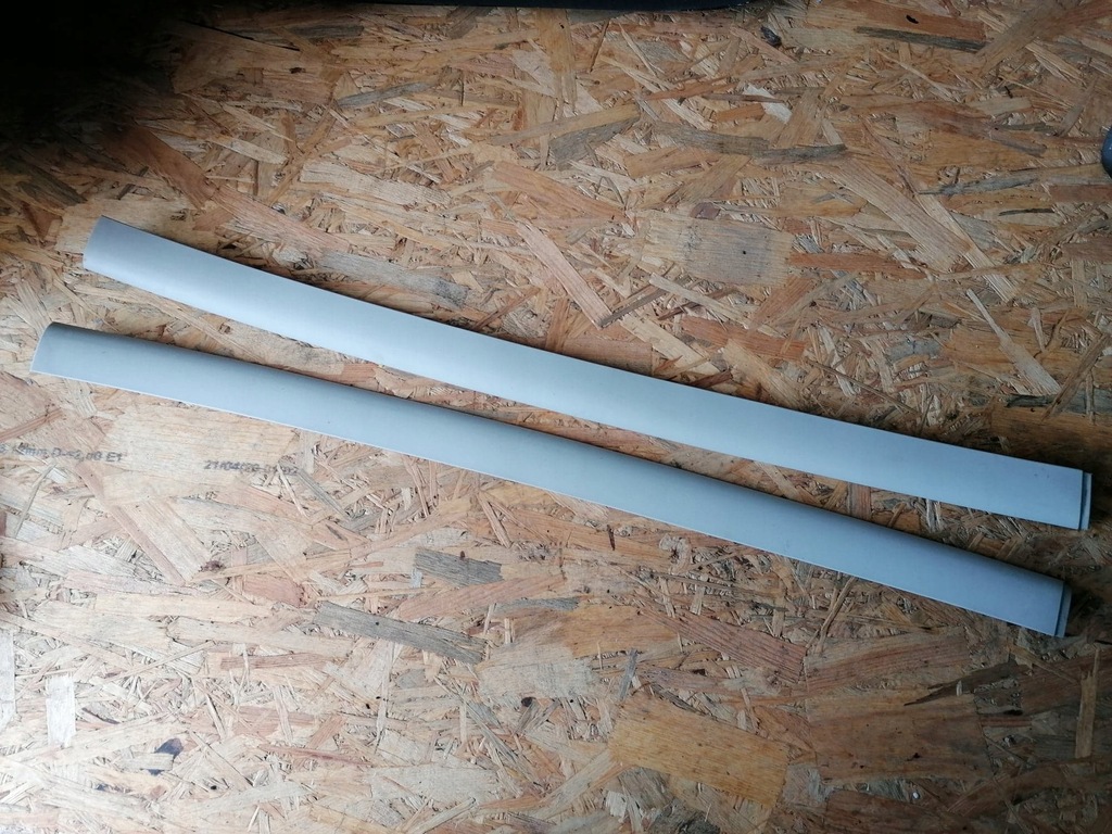 фото №1, Smart fortwo i 450 молдинг потолочный правая левая