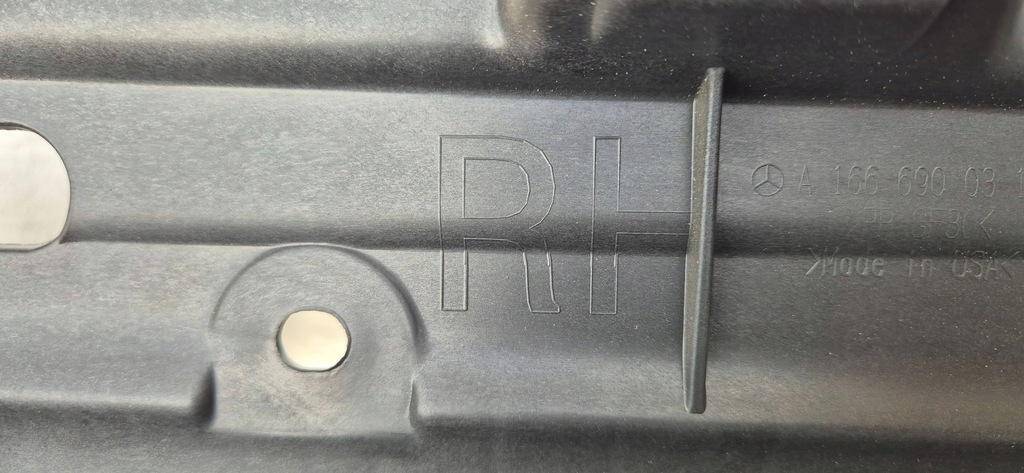 фото №7, Mercedes gls x166 15-19 кронштейн порог порог правого nowe org