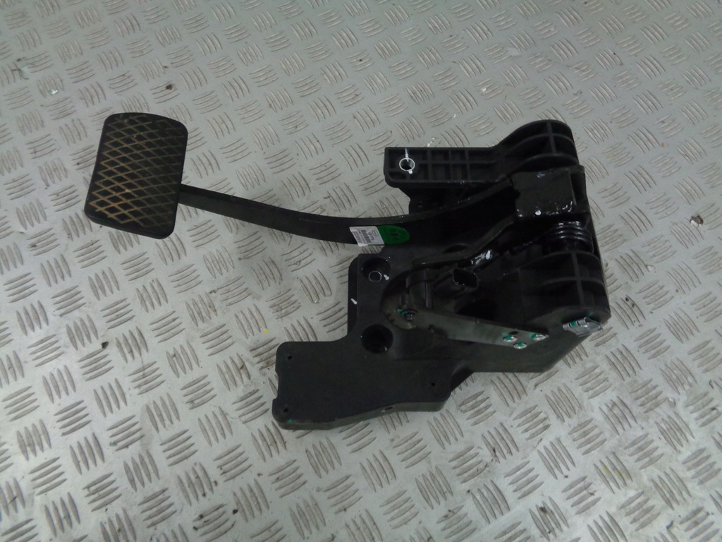 фото №1, Mg zs ev 2022 педаль тормоза