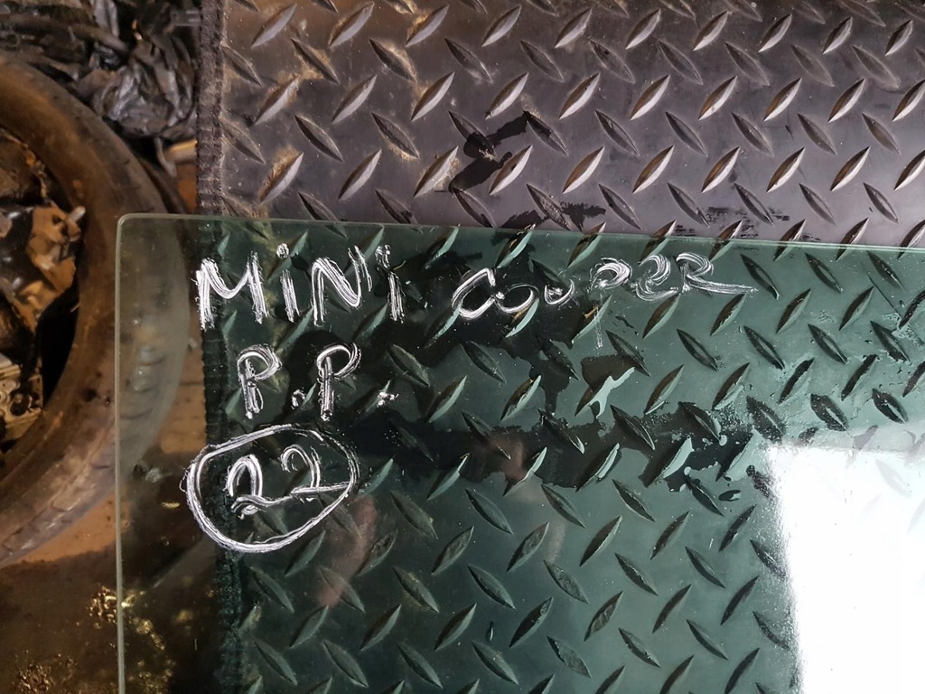 фото №2, Скло двері правий перед mini cooper s r55