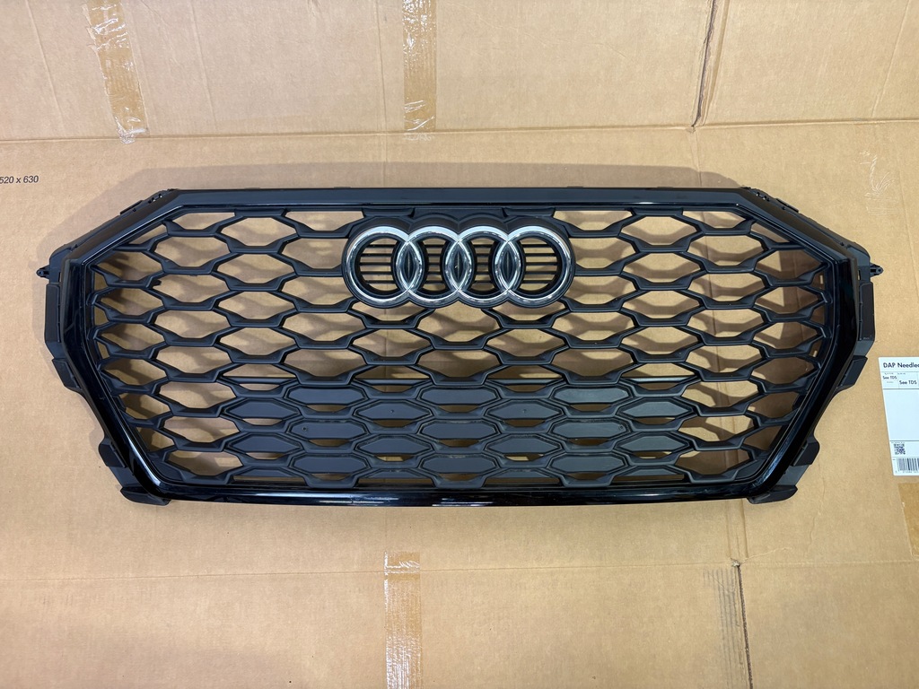 фото №1, Решётка радиатора решётка радиатора audi q3 83f