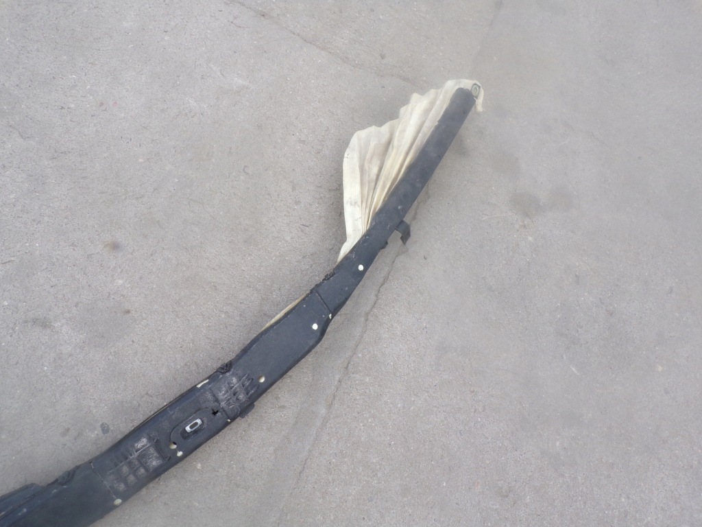 фото №8, Шторка безопасности кровельная правая/левая подушка безопасности vw touran