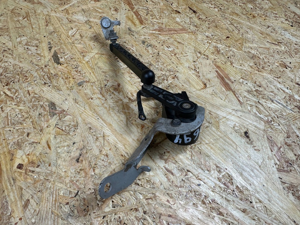 фото №8, Датчик вирівнювання світла лампа лівий volvo xc40 c40 32221477 32221957