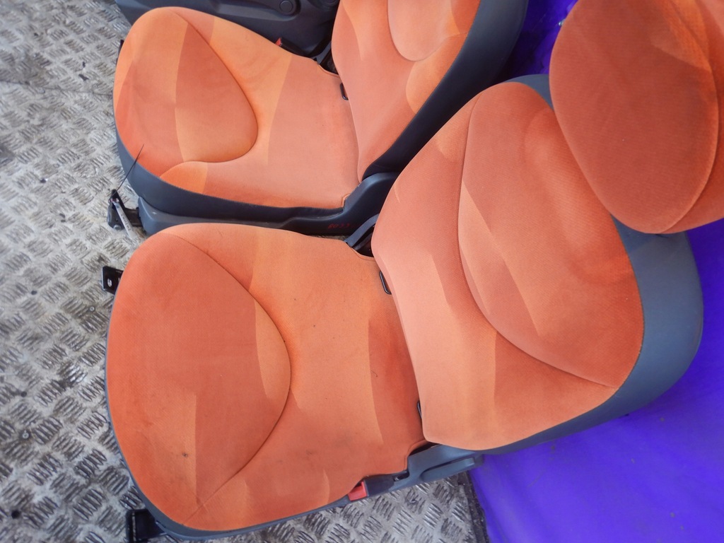 фото №13, Citroen c2 сидіння комплект підголівники заднє сидіння