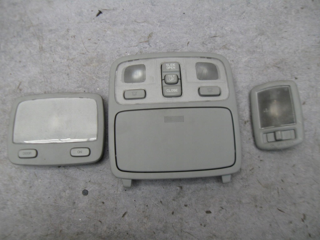 фото №1, Лампа w потолок hyundai tucson 2.0 crdi