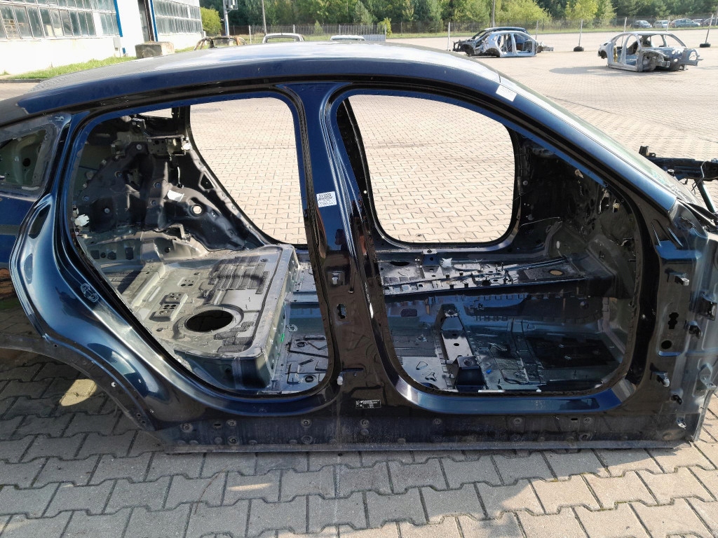 Купити Bmw x6 g06 поріг правий стовпчик  a 416