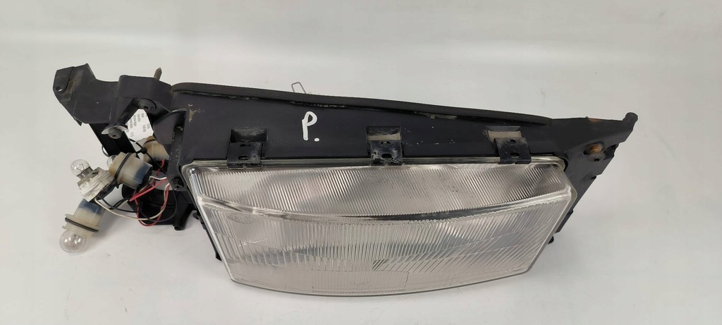 фото №8, Лампа правая перед 1732510 scania r 420 r420