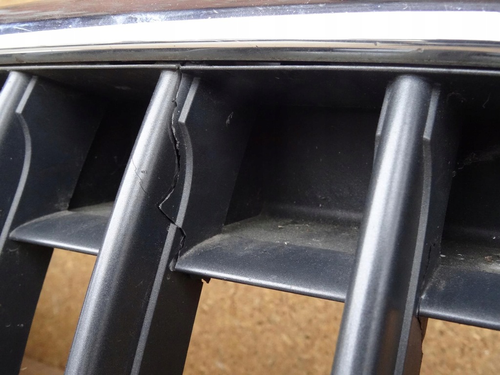 фото №9, Audi q3 8u 11-14 бампер перед передній решітка радіатора решітка радіатора протитуманні фари датчики pdc