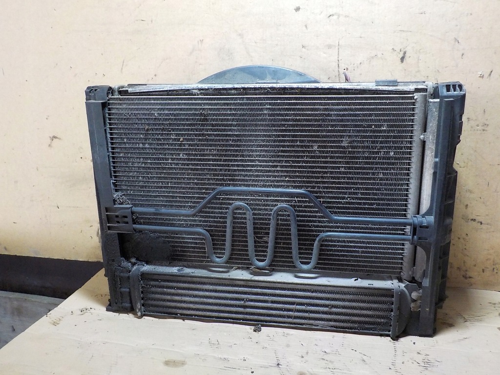 фото №6, Bmw x1 e84 2.0 комплект радиатор 781029503