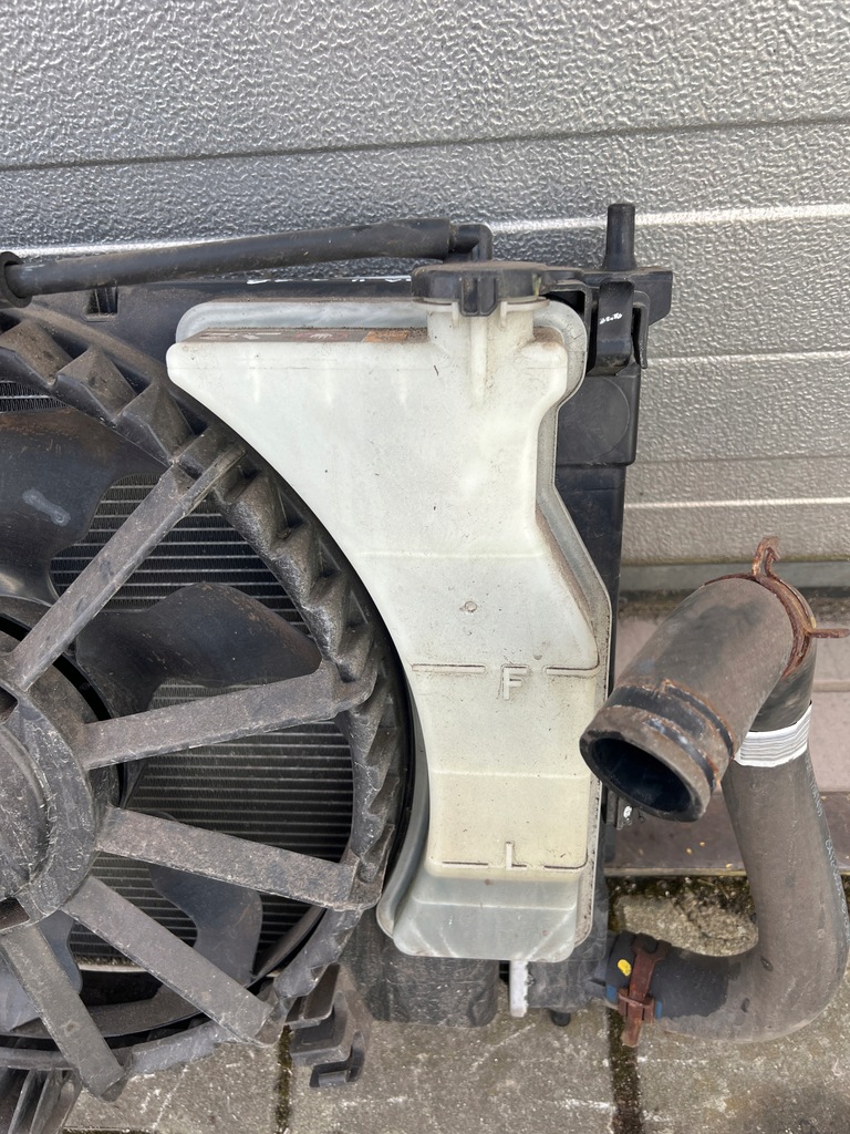 фото №7, Hyundai i20 ii 1.2b радиатор вентилятор комплект