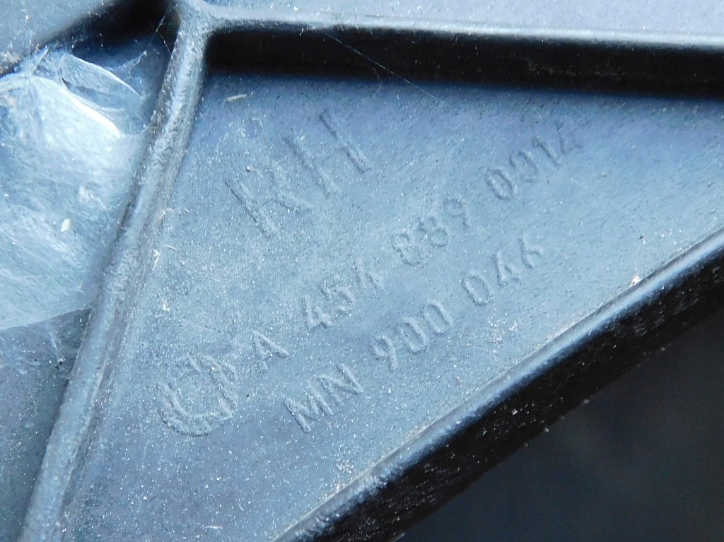 фото №7, Smart forfour i 2006r напрямна крила правий перед