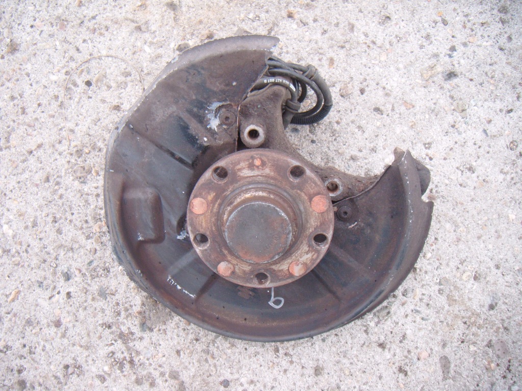 фото №1, Audi a4 b6 00-06 ступица поворотный кулак правый задняя