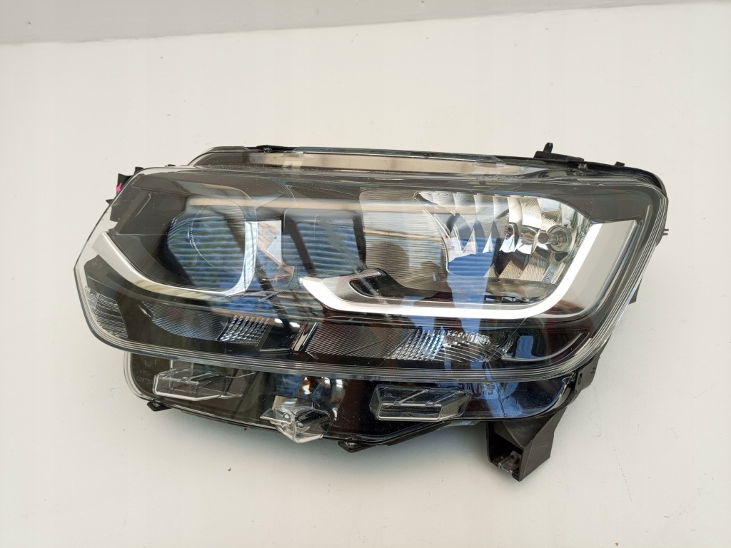 фото №16, Toyota proace city 2018- лампа передняя левая левый перед 9835780680