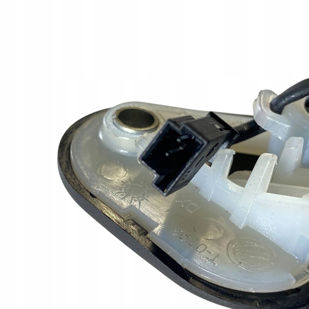 фото №8, Maserati ghibli 2014 правая сторона защита солнцезащитная